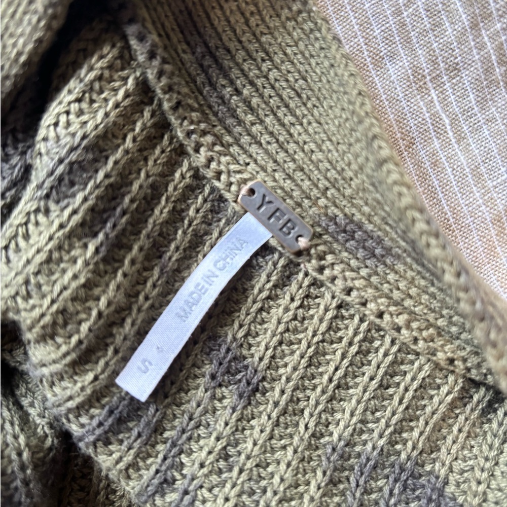 Olive and Black Tie-Dye Cardigan - Picture 2 of 6